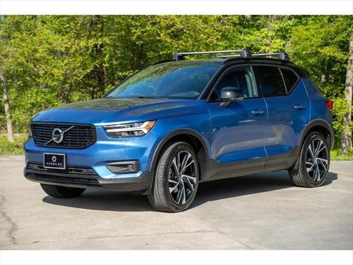 2020 Volvo XC40 T5 R-Design