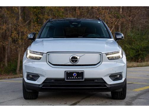 2021 Volvo XC40 Recharge Pure Electric P8