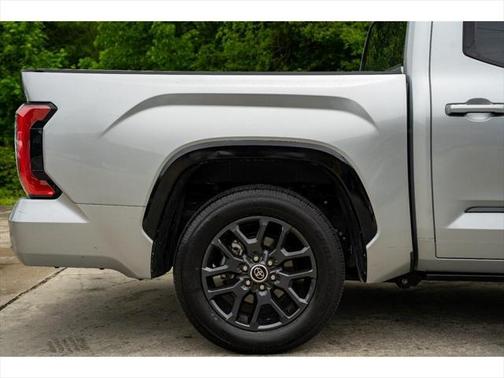 2022 Toyota Tundra Platinum