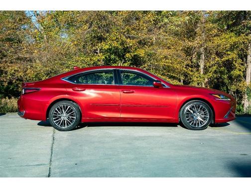 2022 Lexus ES 250 Base
