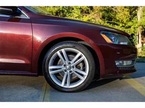 2013 Volkswagen Passat 3.6 SE