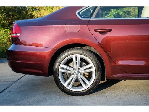 2013 Volkswagen Passat 3.6 SE