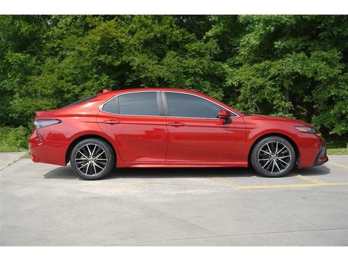 Burgundy 2021 Toyota Camry SE