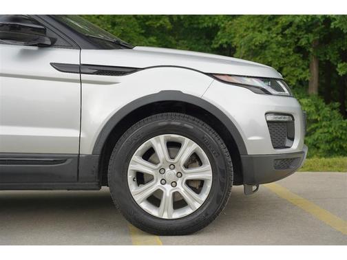 Silver 2018 Land Rover Range Rover Evoque SE