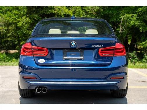2018 BMW 330 330i SULEV Sedan
