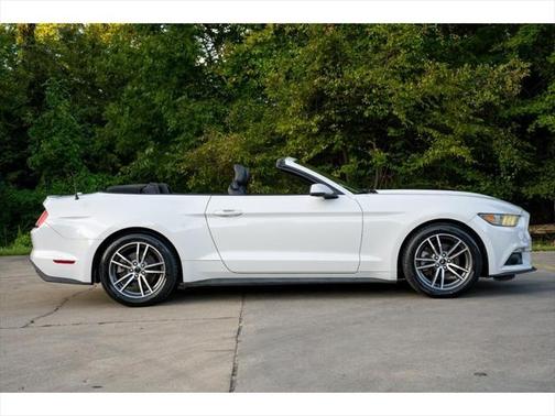 2016 Ford Mustang EcoBoost Premium