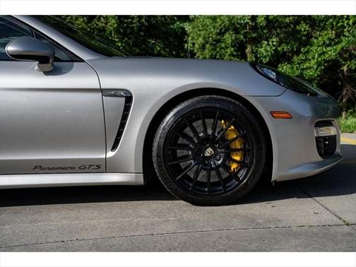 2013 Porsche Panamera GTS