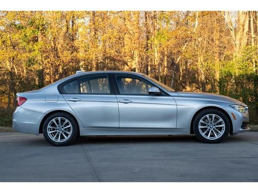 2018 BMW 320 i