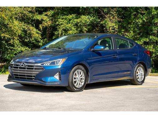 2020 Hyundai ELANTRA SE