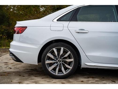 2023 Audi A4 40 Premium Plus