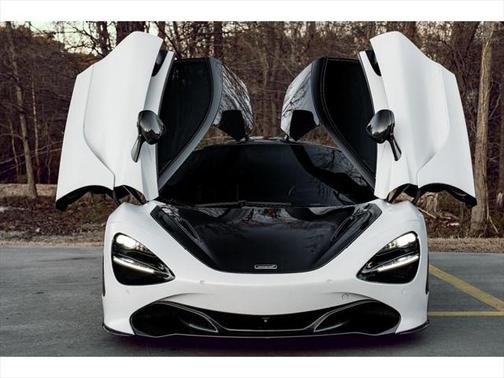 2018 McLaren 720S Base