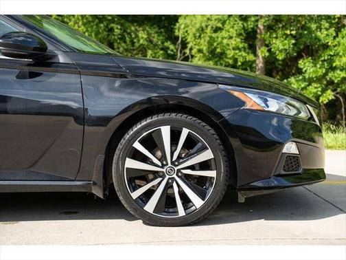 2020 Nissan Altima SR Intelligent AWD