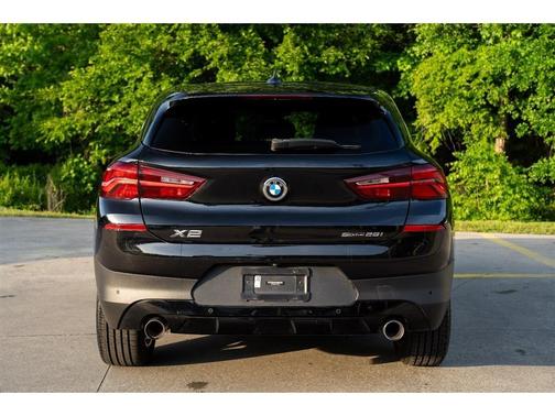 Jet Black 2022 BMW X2 sDrive28i