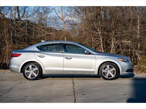 2014 Acura ILX 2.0L w/Premium Package