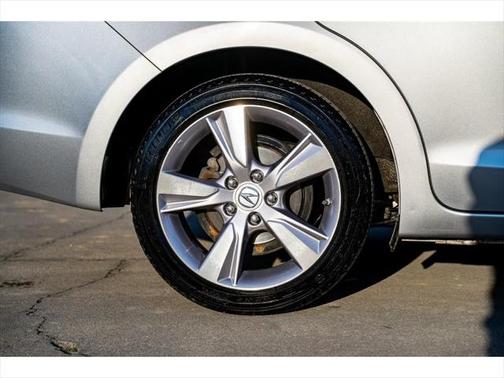 2014 Acura ILX 2.0L w/Premium Package