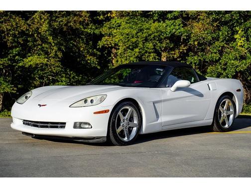 2005 Chevrolet Corvette Base