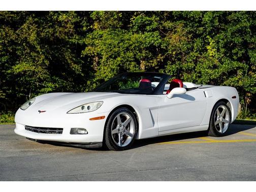 2005 Chevrolet Corvette Base