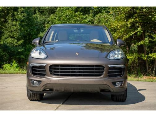 2016 Porsche Cayenne Cayenne