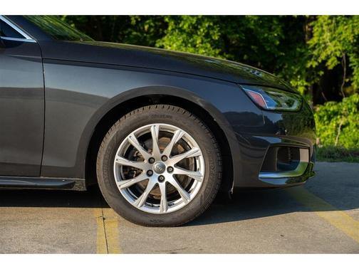 Manhattan Gray Metallic 2020 Audi A4 40 Premium