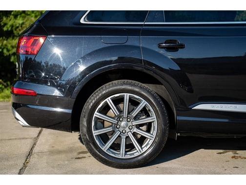 2017 Audi Q7 3.0T Premium