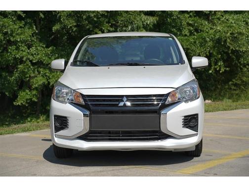 White Diamond 2024 Mitsubishi Mirage G4 SE