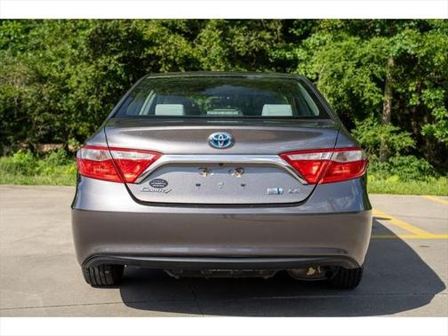 2017 Toyota Camry Hybrid SE