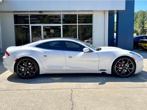 Photo 4 of 32 of 2018 Karma Revero Base