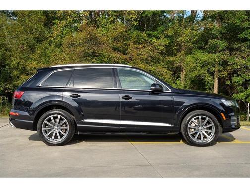2019 Audi Q7 55 Premium Plus