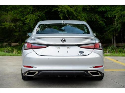2021 Lexus ES 350 Base