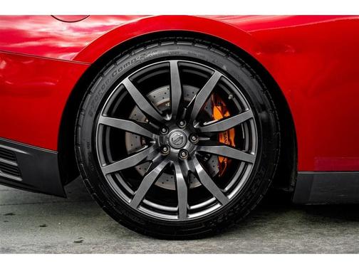 2015 Nissan GT-R Premium