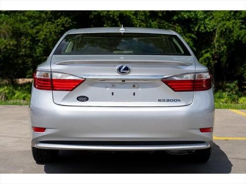 2014 Lexus ES 300h Base
