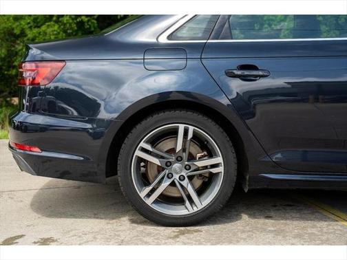 2018 Audi A4 2.0T Premium Plus