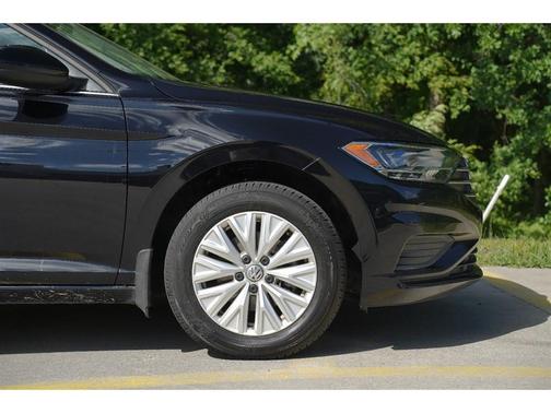 Black Uni 2020 Volkswagen Jetta 1.4T S