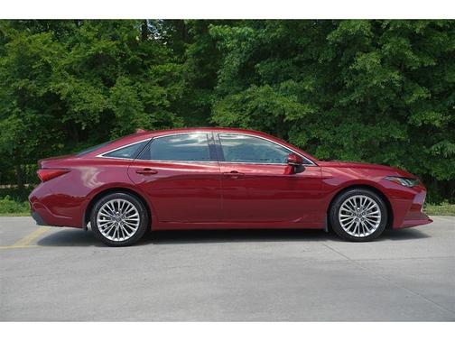 Ruby Flare Pearl 2019 Toyota Avalon Limited