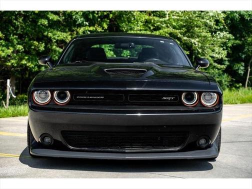 2016 Dodge Challenger SRT 392