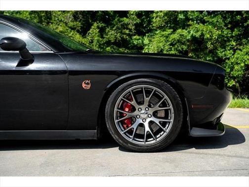2016 Dodge Challenger SRT 392