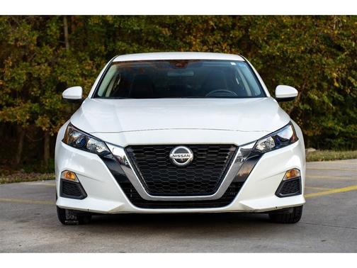 2022 Nissan Altima S FWD