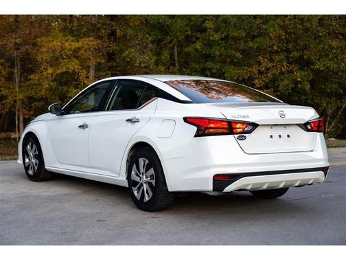 2022 Nissan Altima S FWD