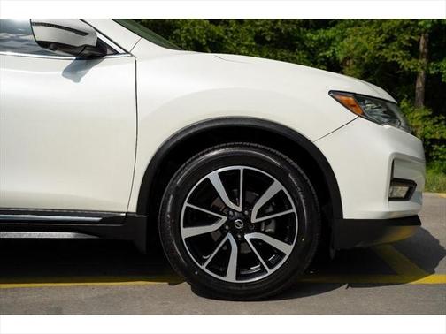 2020 Nissan Rogue SL