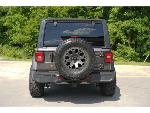 Granite Crystal Metallic Clearcoat 2018 Jeep Wrangler Unlimited Sport