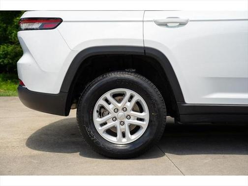 2022 Jeep Grand Cherokee Laredo