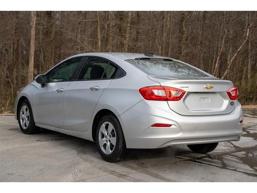 2016 Chevrolet Cruze L Manual