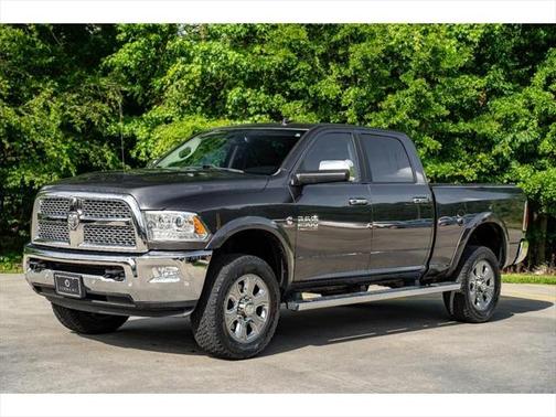 2018 RAM 2500 Laramie Crew Cab 4x4 6'4' Box