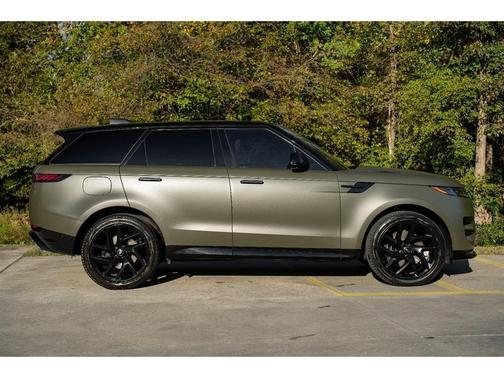 2023 Land Rover Range Rover Sport SE