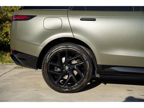2023 Land Rover Range Rover Sport SE