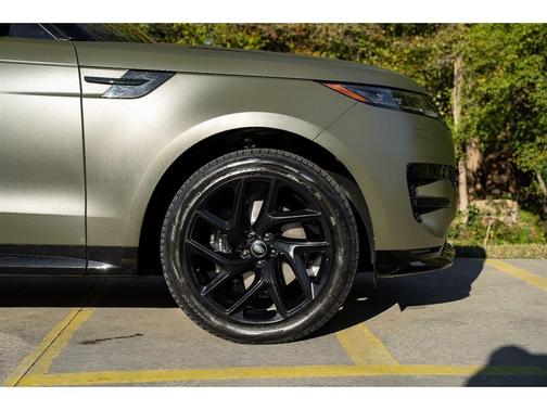 2023 Land Rover Range Rover Sport SE