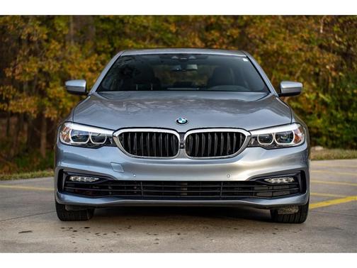 2018 BMW 530 530i