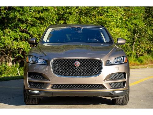 2017 Jaguar F-PACE 35t Prestige
