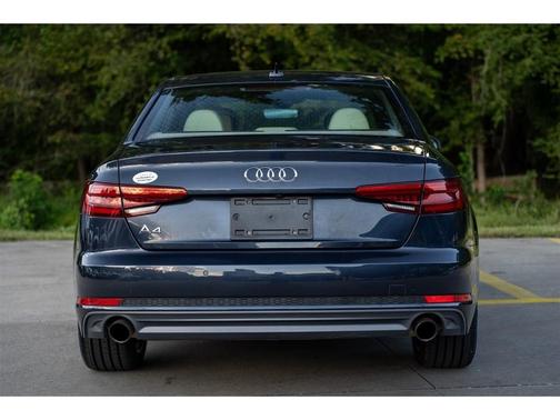 2017 Audi A4 2.0T Prestige