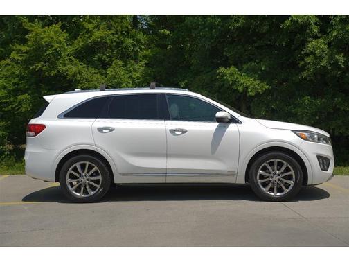Snow White Pearl 2016 Kia Sorento SXL